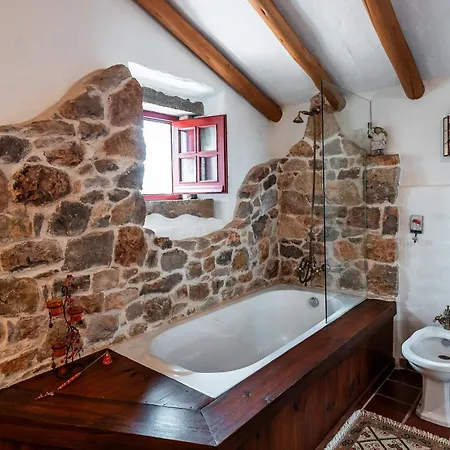 Деревянный коттедж Alto Paraiso Boutique