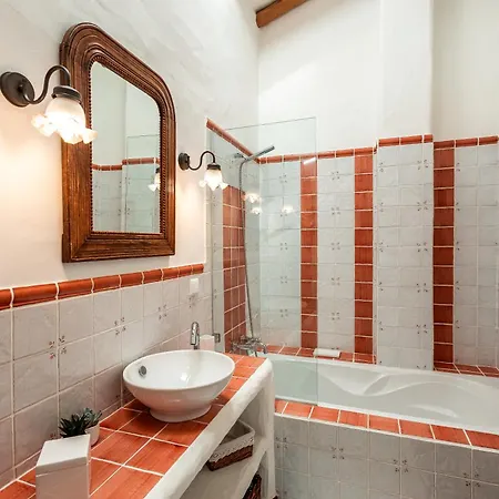 Деревянный коттедж Alto Paraiso Boutique *