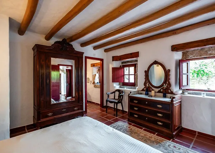 Alto Paraíso Boutique * Reguengo Grande